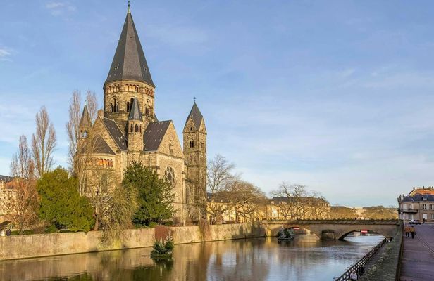 Metz 2-hour introductory walking tour with a local