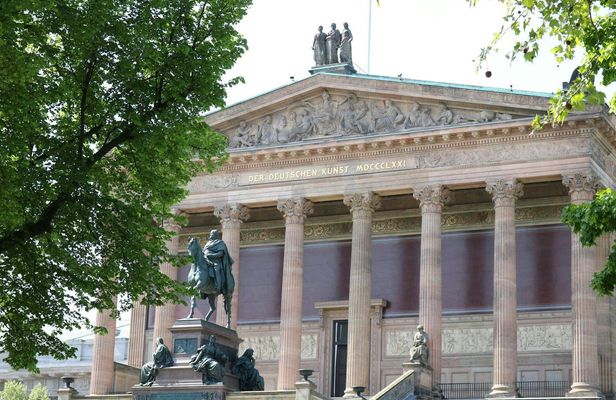 Berlin self-guided tour with Alte Nationalgalerie ticket