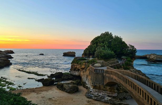 Full-day tour to Biarritz, Bayonne and Saint-Jean-de-Luz from Bilbao