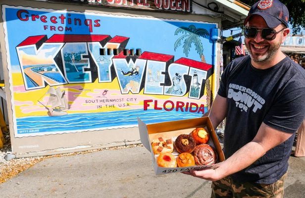Key West Old Town walking tour with local treats