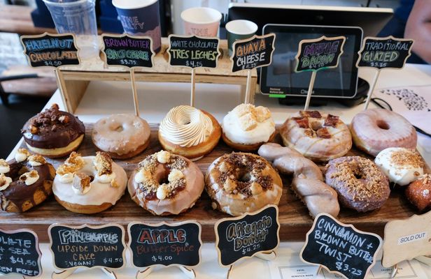 Wynwood Art District's history tour with sweets tasting