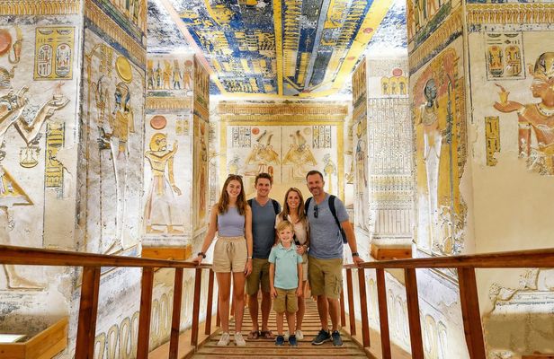 Luxor guided tour from Hurghada with Nile cruise and lunch