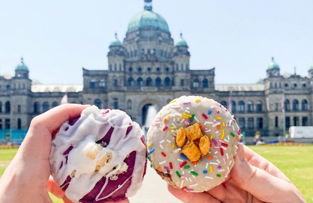 Victoria's scenic downtown doughnut tour with harbour views