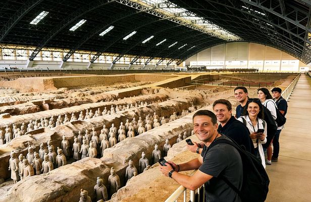 Xi'an Terracotta Army and Lishan Garden tour