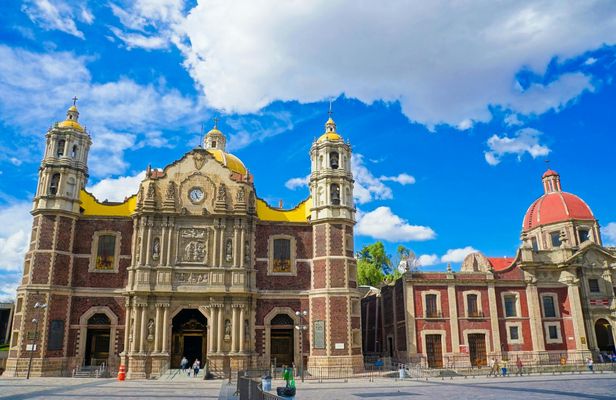 Basilica of Guadalupe guided tour
