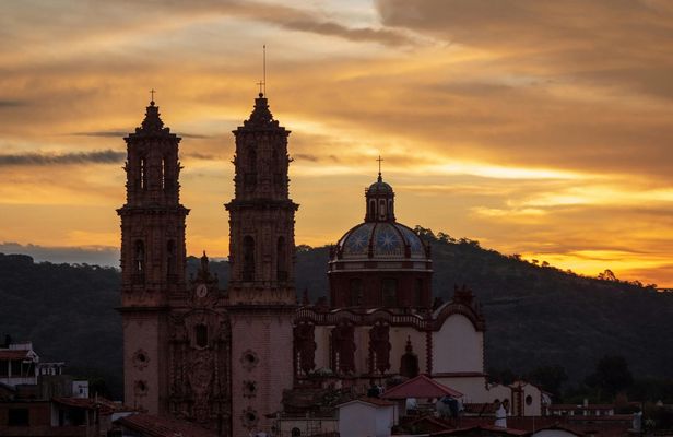 Taxco and Pre-Hispanic Mine guided tour from Mexico City