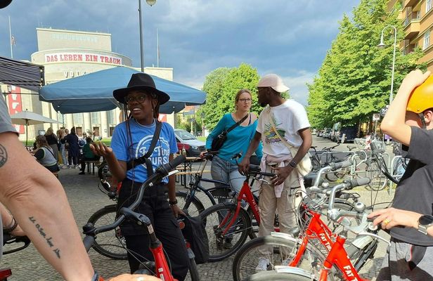 Berlin hidden spots and street art guided bike adventure