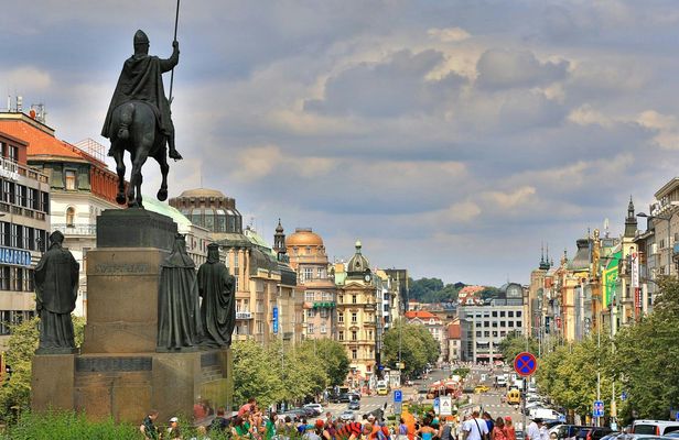 Guided walking tour of Prague's historic centre
