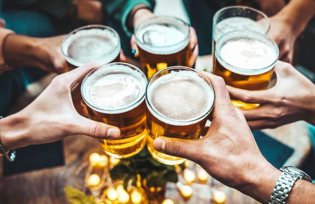 Guided pub crawl tour through Stockholm's nightlife