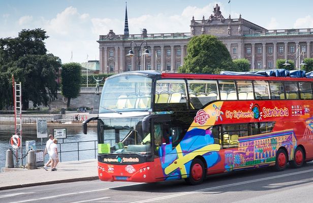 24-Hours Hop On-Hop Off Sightseeing Bus Ticket in Stockholm