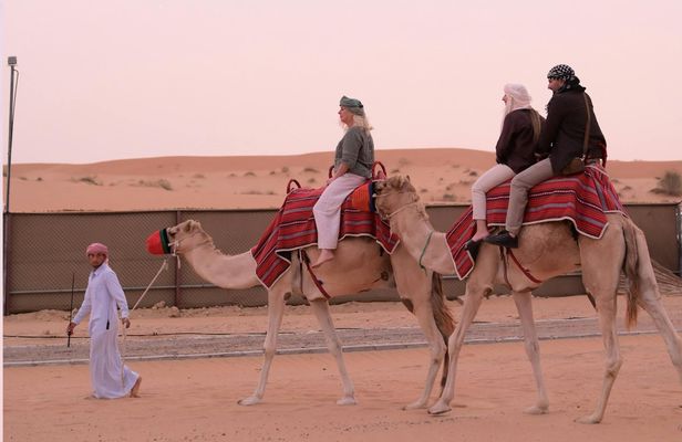 Three in one in Dubai: city tour, dhow cruise and desert safari