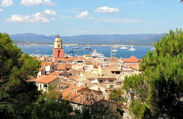 Saint Tropez and Port Grimaud full-day guided tour from Nice