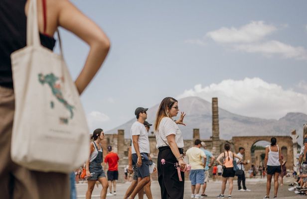 Discovering Pompei guided tour
