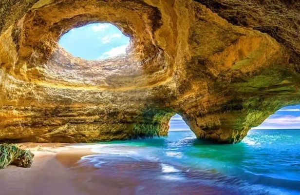 Adrenaline cave tour from Portimão to Benagil