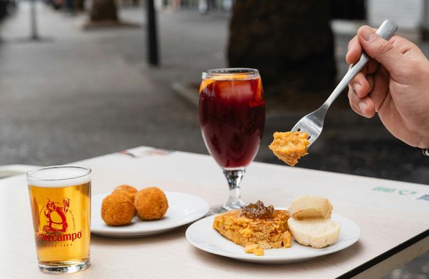 Self-guided tapas and drinks tour in Santa Cruz de Tenerife