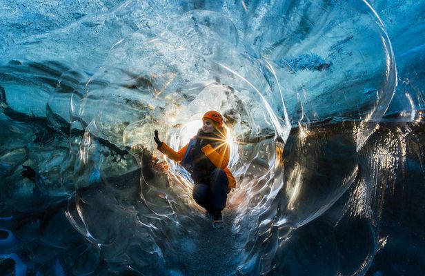 Crystal ice cave tour in Vatnajökull national park