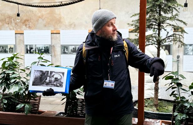 Schindler story walking tour through Kazimierz and the ghetto