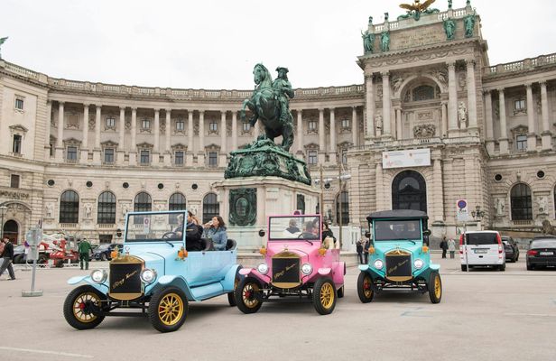 Vienna's Easter markets and highlights tour in an electric classic car