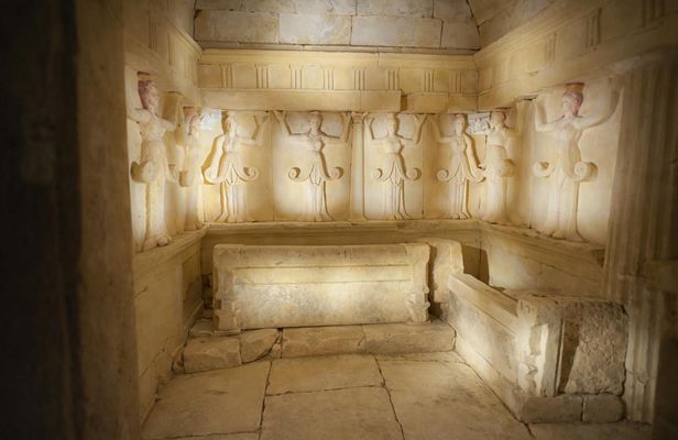 Sveshtari Tomb and Abritus Fortress private tour from Veliko Tarnovo