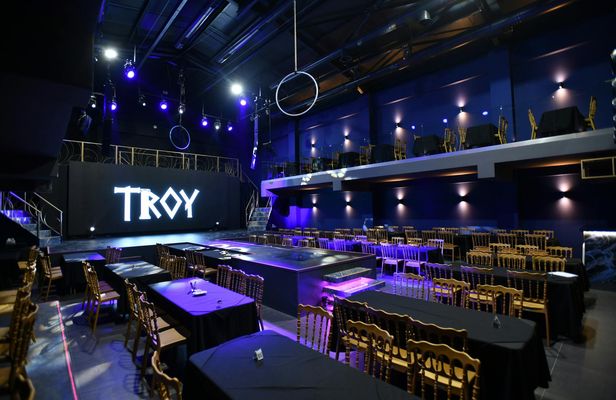 Tickets for The Troy dinner show