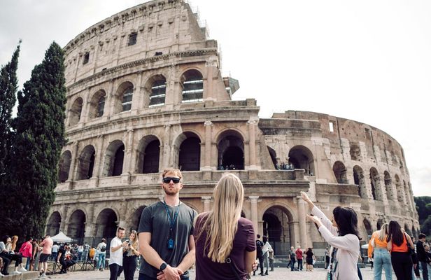 Colosseum Essential Guided Tour