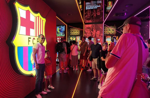 Half-day all-inclusive Barcelona football guided tour