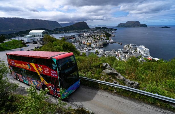 City Sightseeing hop-on hop-off bus tour of Ålesund