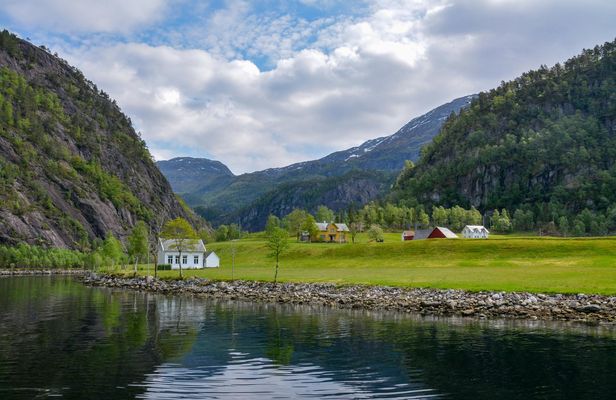 Mostraumen fjord cruise in Bergen
