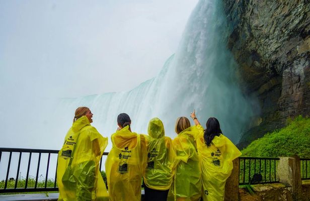 Niagara Falls Canada day and night combo tour from US