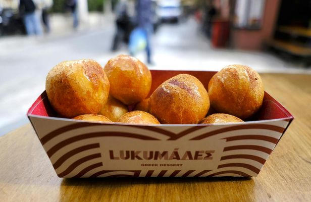 Food tour in Omonia through Psyrri and Monastiraki in Athens