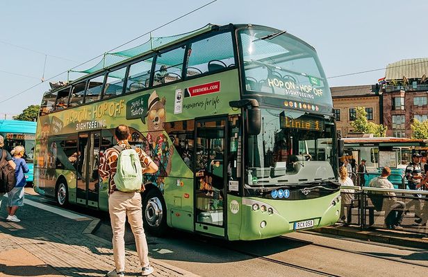 Hop-On Hop-Off Bus Tour in Gothenburg