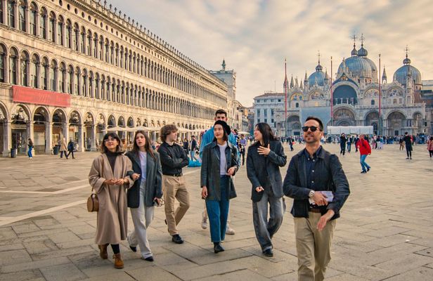 Tickets and guided tour of the golden Basilica di San Marco in Venice
