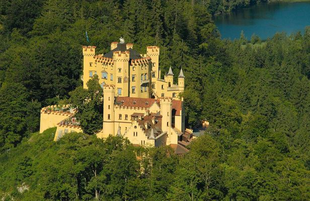 Neuschwanstein and Hohenschwangau castles guided tour from Munich