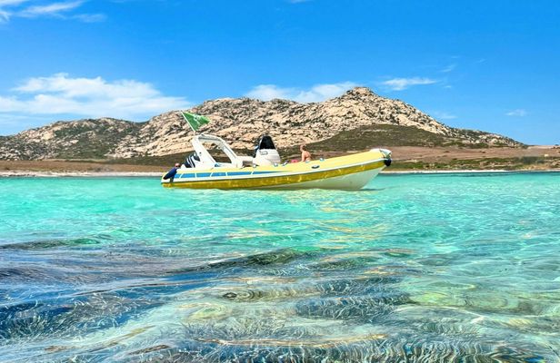 Asinara dinghy tour with aperitif from Stintino