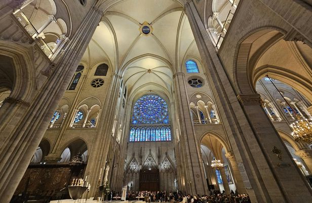 Notre-Dame Cathedral exterior and interior guided walking tour