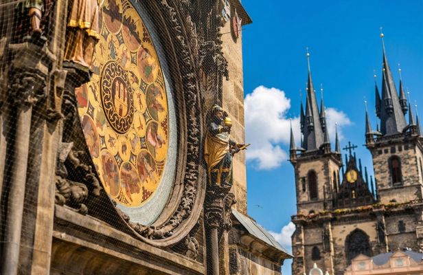 Prague Walking Tour with Admission to the Astronomical Clock Tower