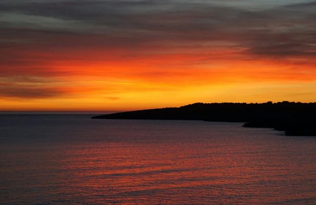 Cala Ratjada sunset paddleboarding tour with snorkelling