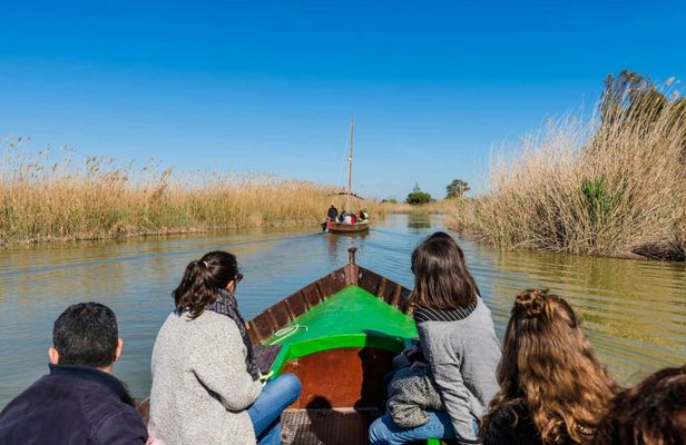 Montanejos and La Albufera day trip with boat ride from Valencia