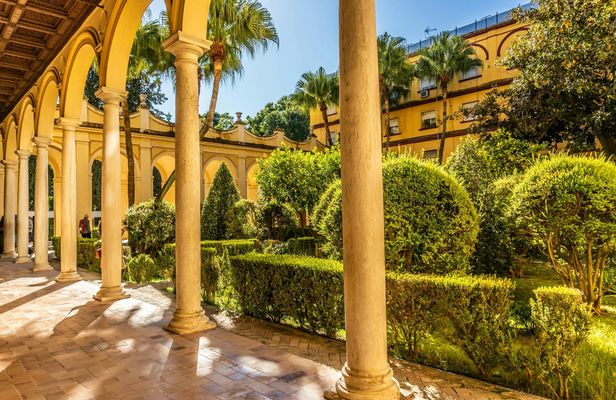 VIP pass to explore the Royal Alcázar of Seville at special hours