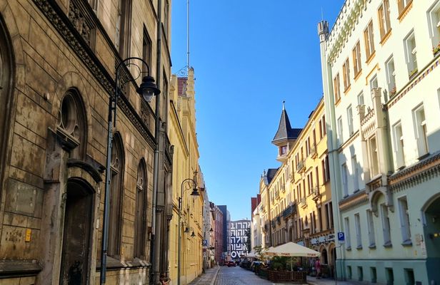 Guided tour of Wrocław's hidden gems and historic sites