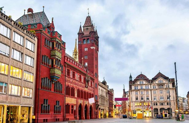 Basel best intro walking tour with a local