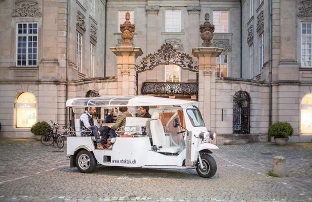 Zurich 90-minute city tour by electric tuk tuk