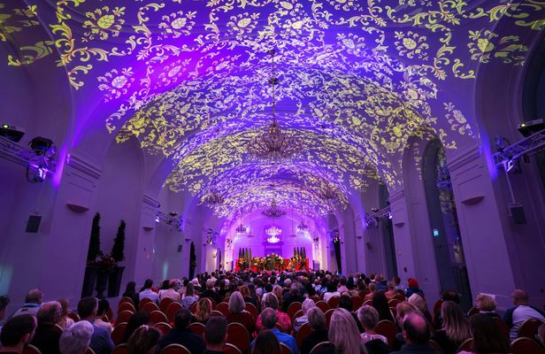 After-hours palace tour, dinner and concert at Schönbrunn Palace