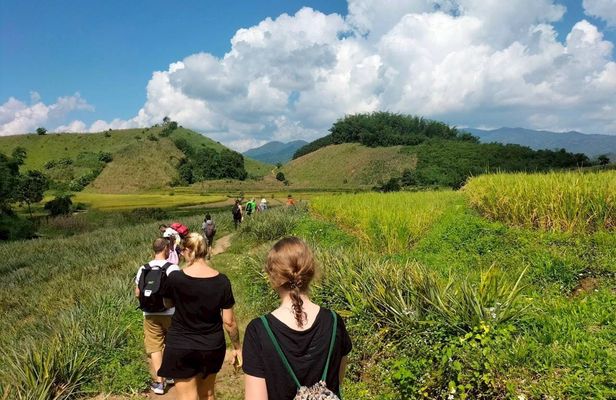 2-days 1-night hill tribe homestay trekking and boat trip