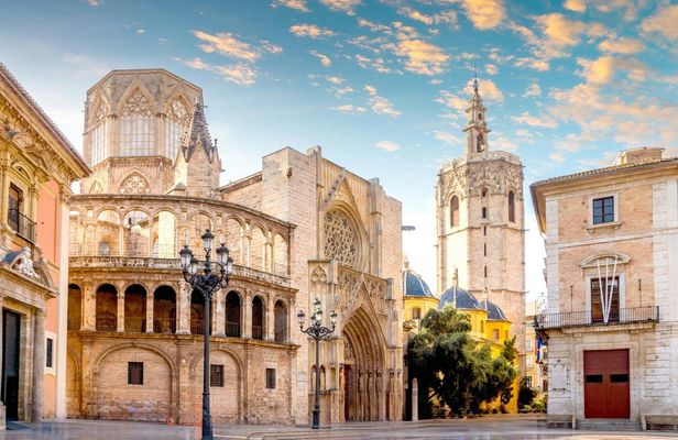 Valencia Cathedral and Holy Grail skip-the-line guided tour