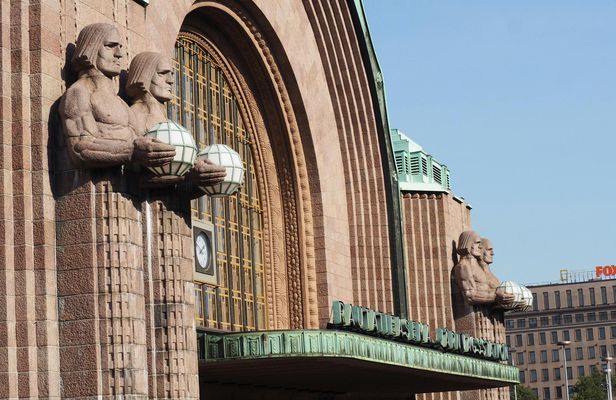Helsinki architecture walking tour