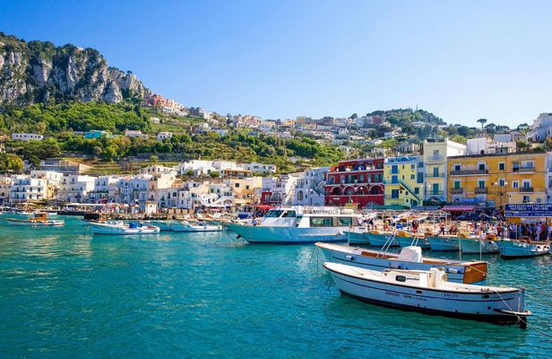 Capri small-group experience with boat tour and bus transfer