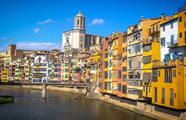 Girona and Costa Brava full-day tour from Barcelona