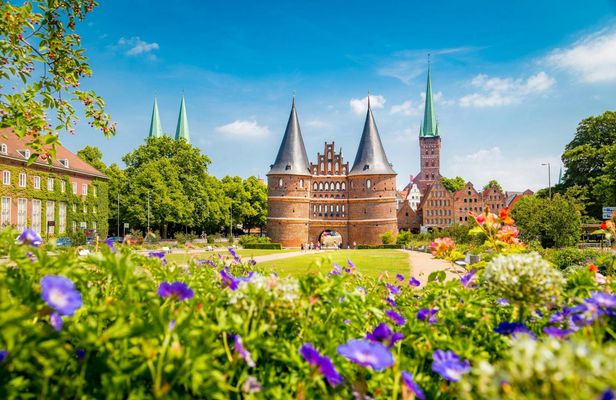 Lübeck Old Town private guided walking tour