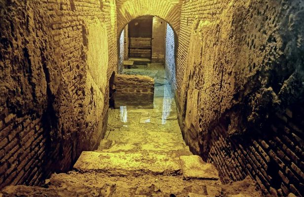 Guided tour of the City of Water and Trevi Fountain